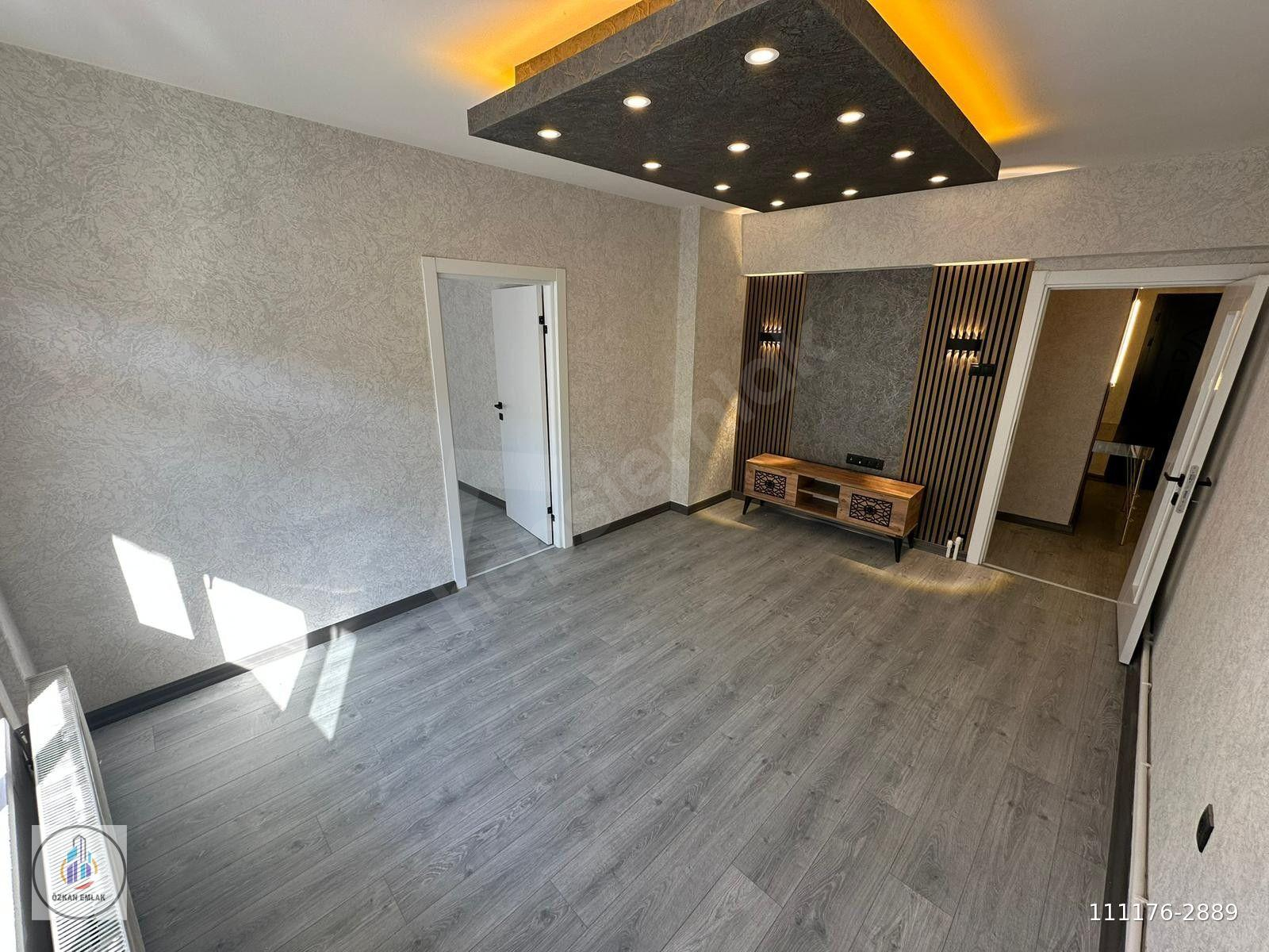 BASIN CD.ÜZERİ GATA HAST.YANI 2+1 KATTA ULTRA LÜX YAPILI-BALKONLU GÜNEY CEP.FIRSAT İLAN!!