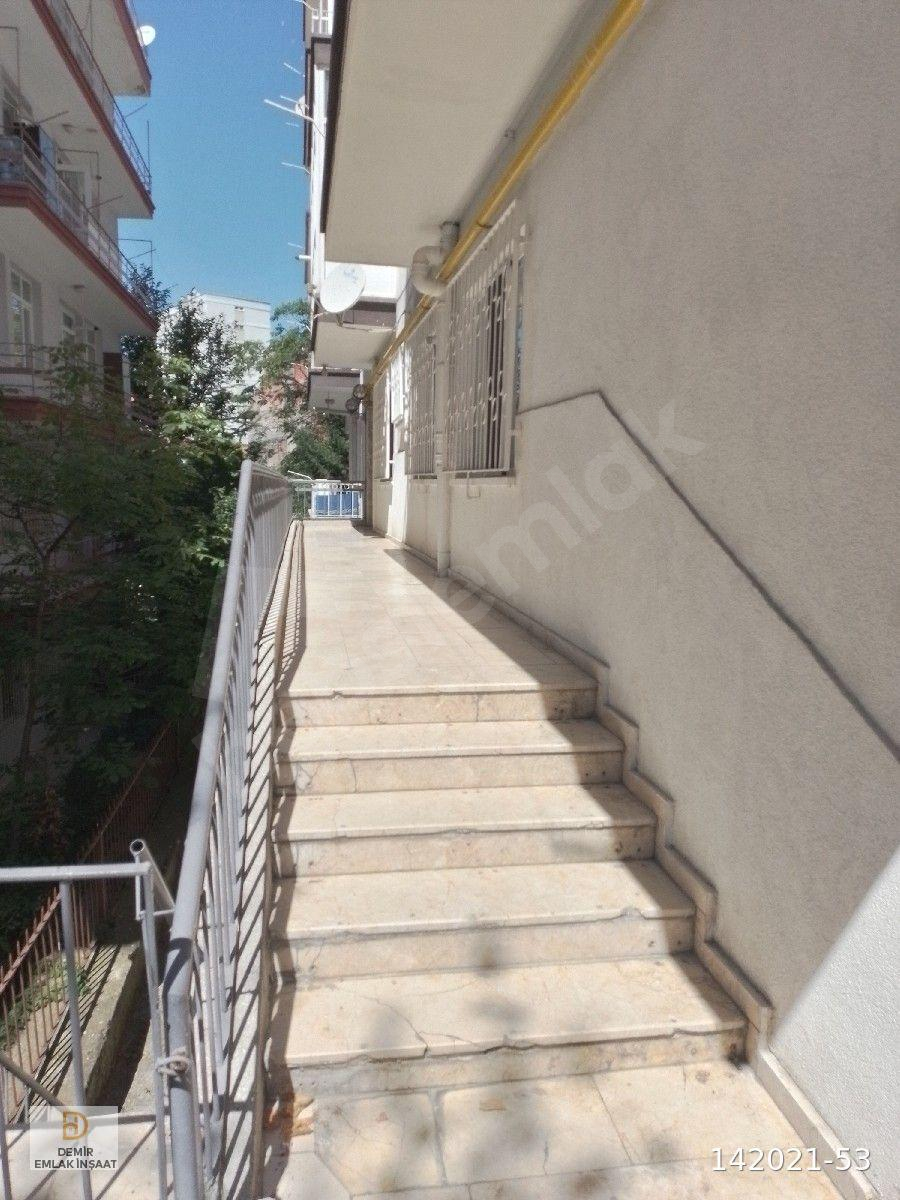 KURTULUŞ SAMUR SOKAK'TA 2+1KOMBİLİ BAĞIMSIZ SALON KİRALIK DAİRE..