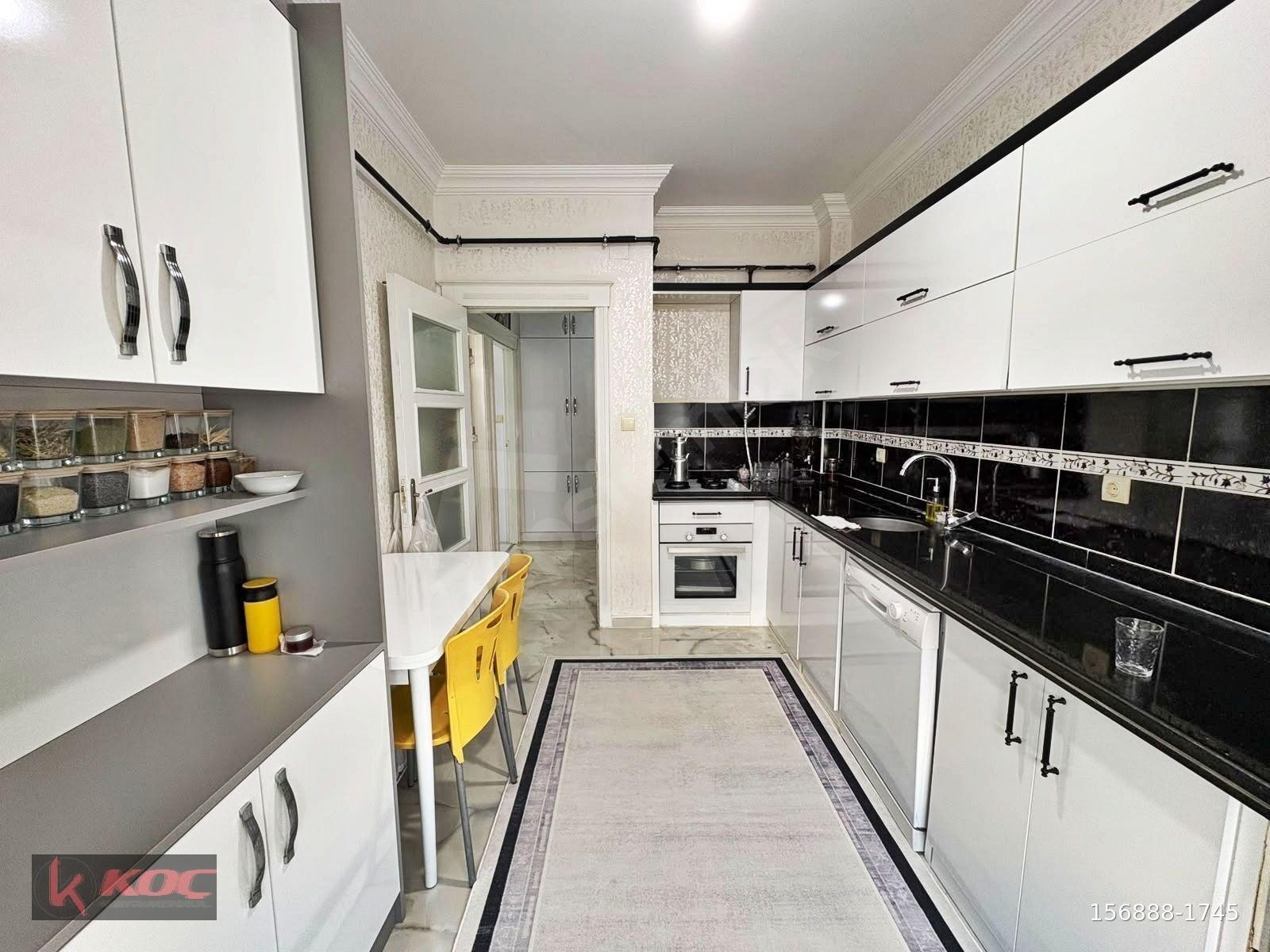 GÖKTÜRK'DE KAHVE KÖŞELİ ÇİFT BALKONLU MASRAFSIZ BAKIMLI 3+1
