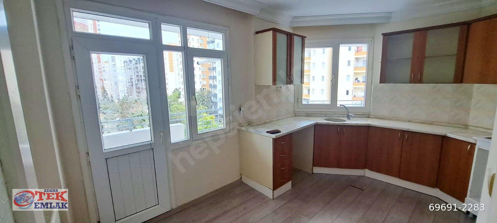 Huzurevleri Mah.Gündoğdu Okulu Yakını K.Mutfak 3+1 Kiralık Daire