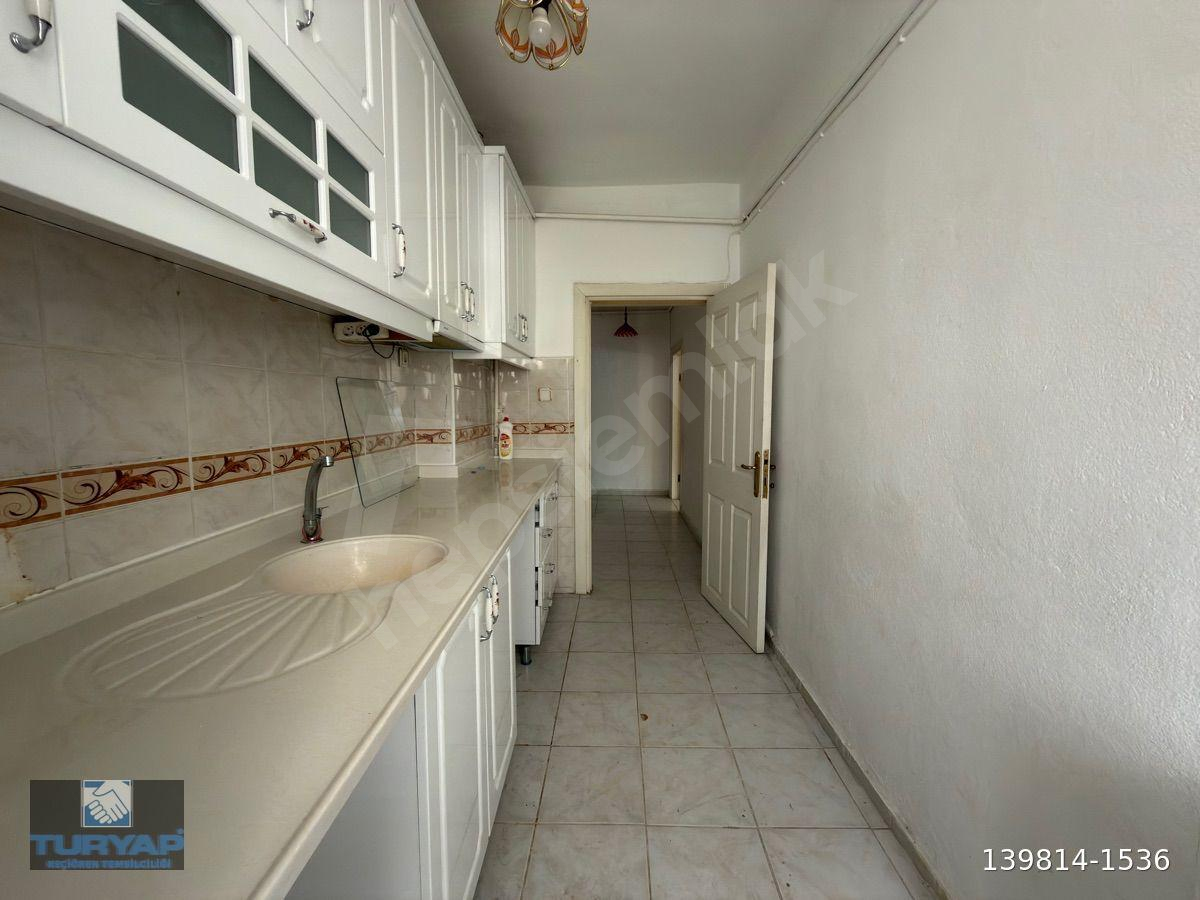 METRO'YA 2 BİNA MESAFEDE FATİH CADDESİ 3+1 GİRİŞ KAT KİRALIK BALKONLU