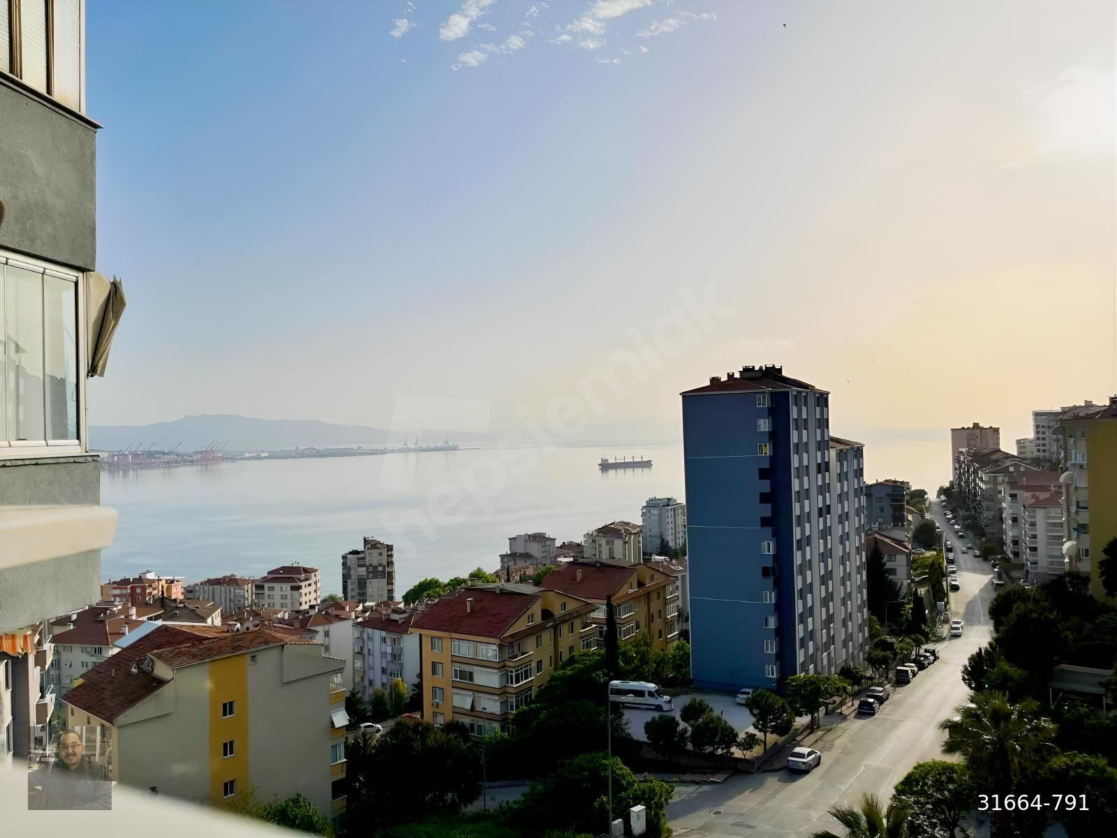 Fatih'ten cumhuriyet mah 3+1 125m2 deniz manzaralı eşyalı