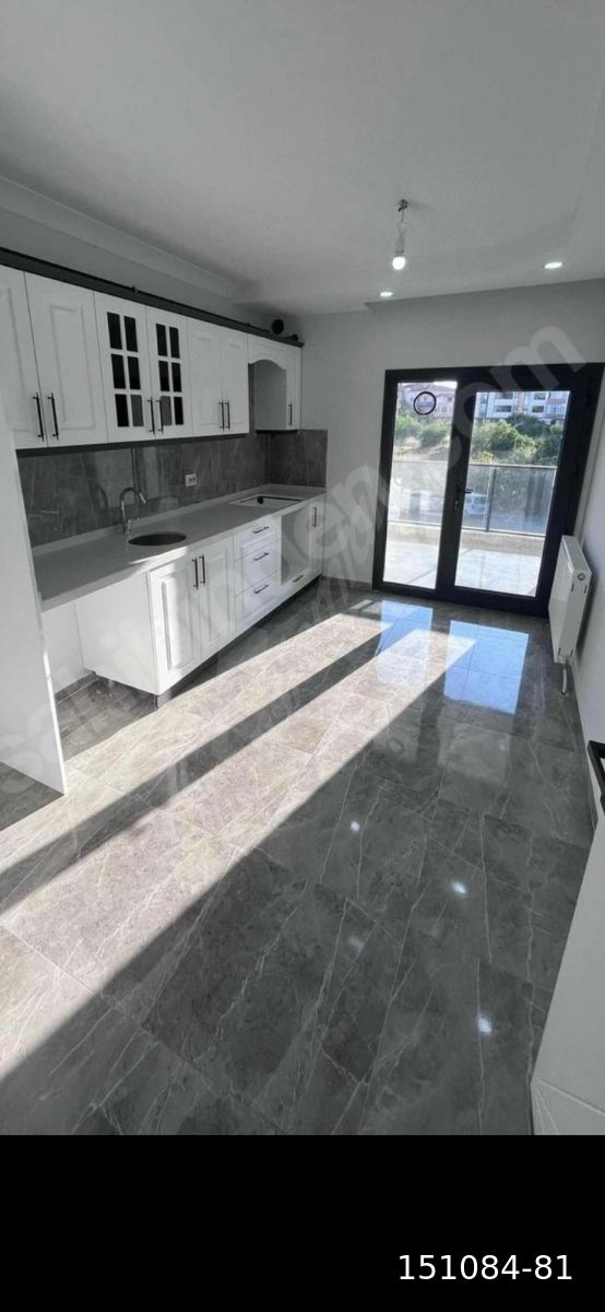 CAN CAN DAN NİKAH DAİRESİ ARKASINDA 2+1 LÜX SATILIK DAİRE