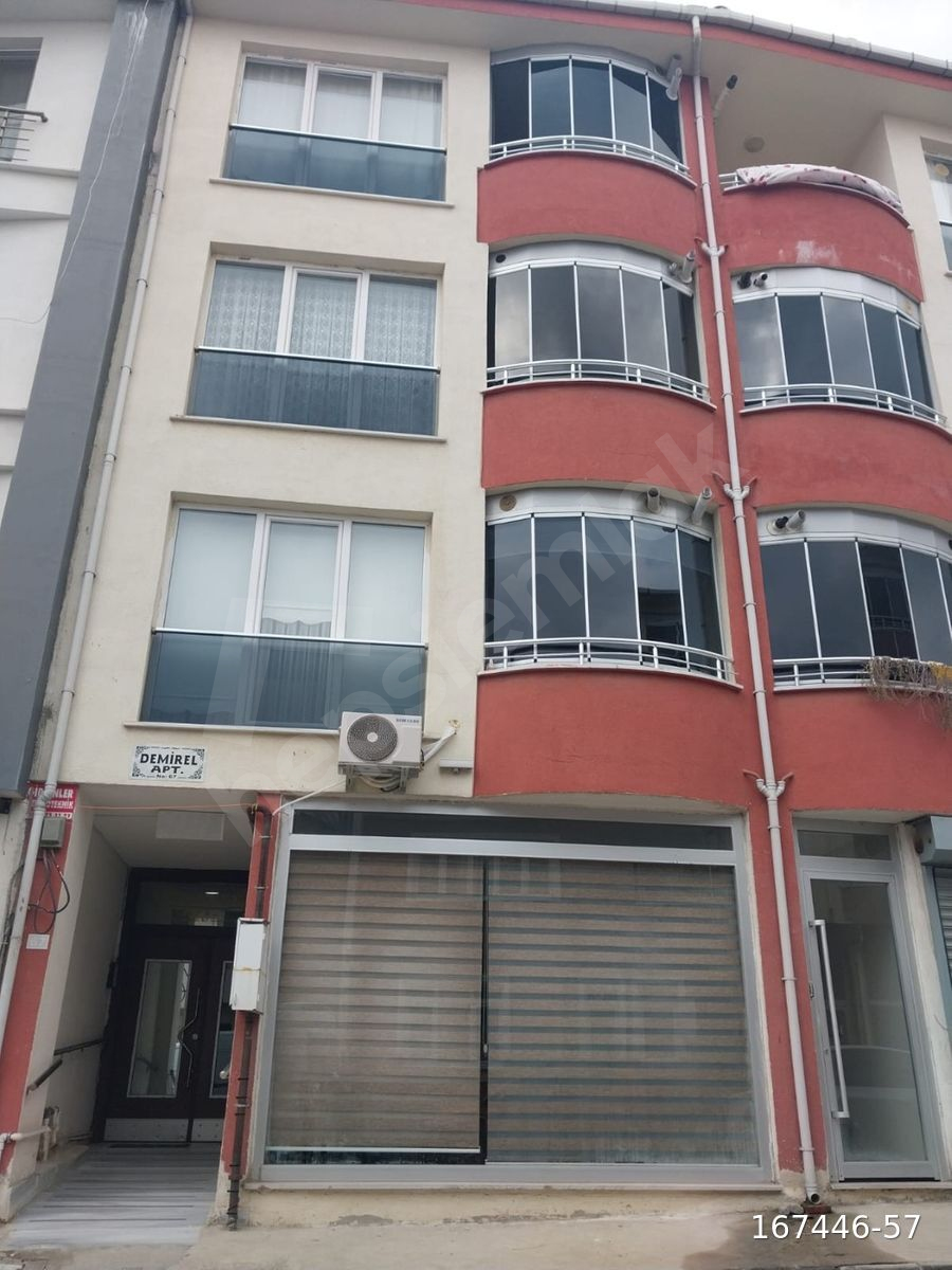 BEKARA-ÖĞRENCİYE-YENİ BİNADA-TERASLI-ASANSÖRLÜ-KİRALAYIN-TAŞININ-MERKEZ'DE