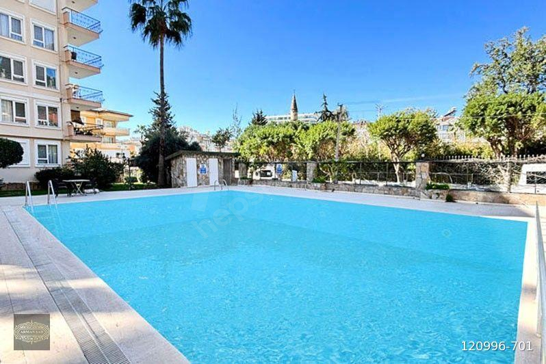 ALANYA SATILIK 1+1 DAİRE EŞYALI DENİZE 700 MT.