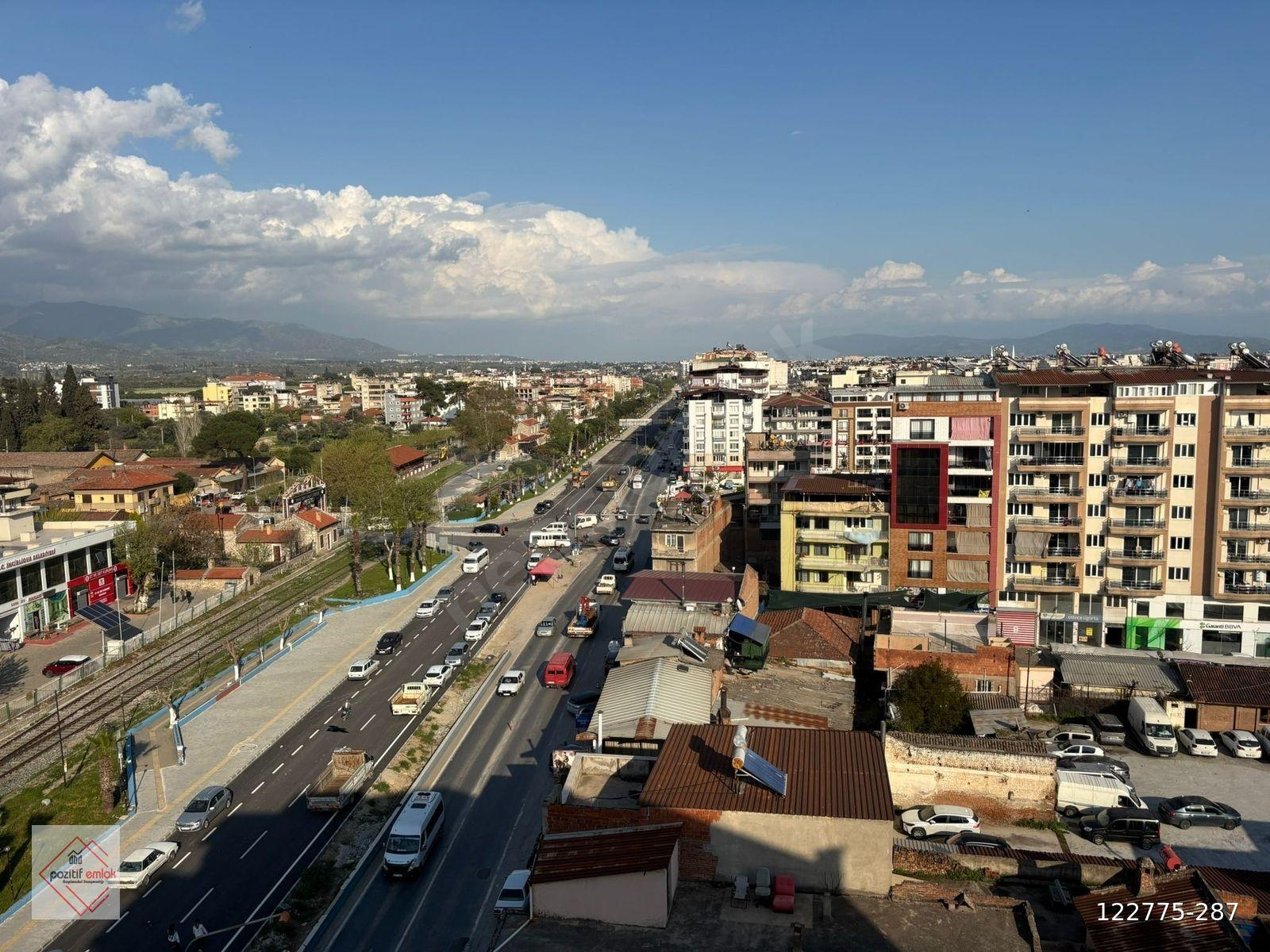 FIRSAT DUBLEKS! 4+1 TERASLI ANA YOL ÜZERİ GENİŞ & FERAH