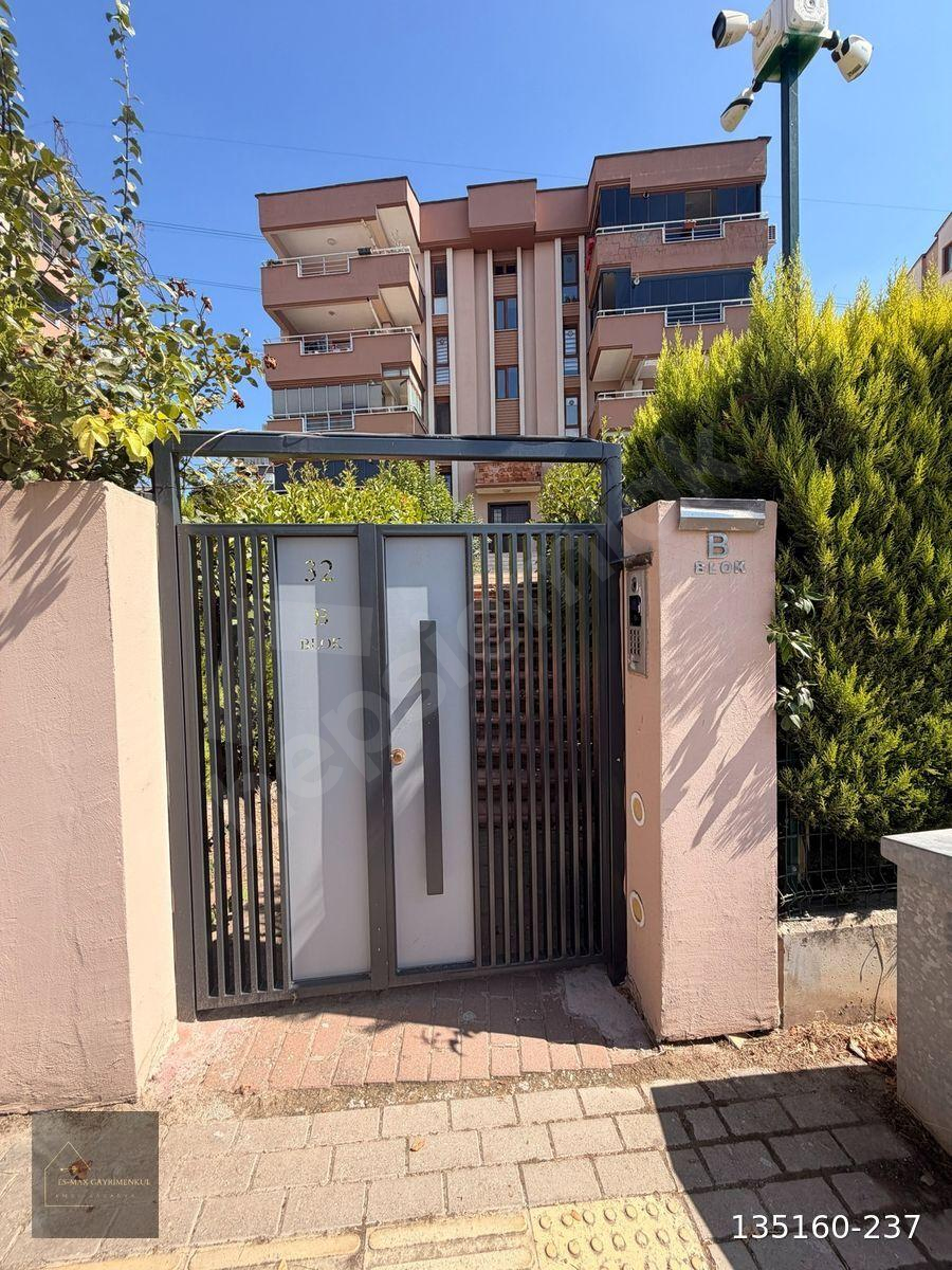 Üçevler Ozan Kent Sitesi'nde 110 m² Net Geniş 2+1 Kiralık Daire!