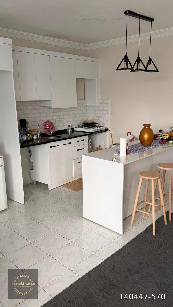 YEŞİLKÖY TATİL SİTESİNDE SATILIK 2+1 BAKIMLI DAİRE
