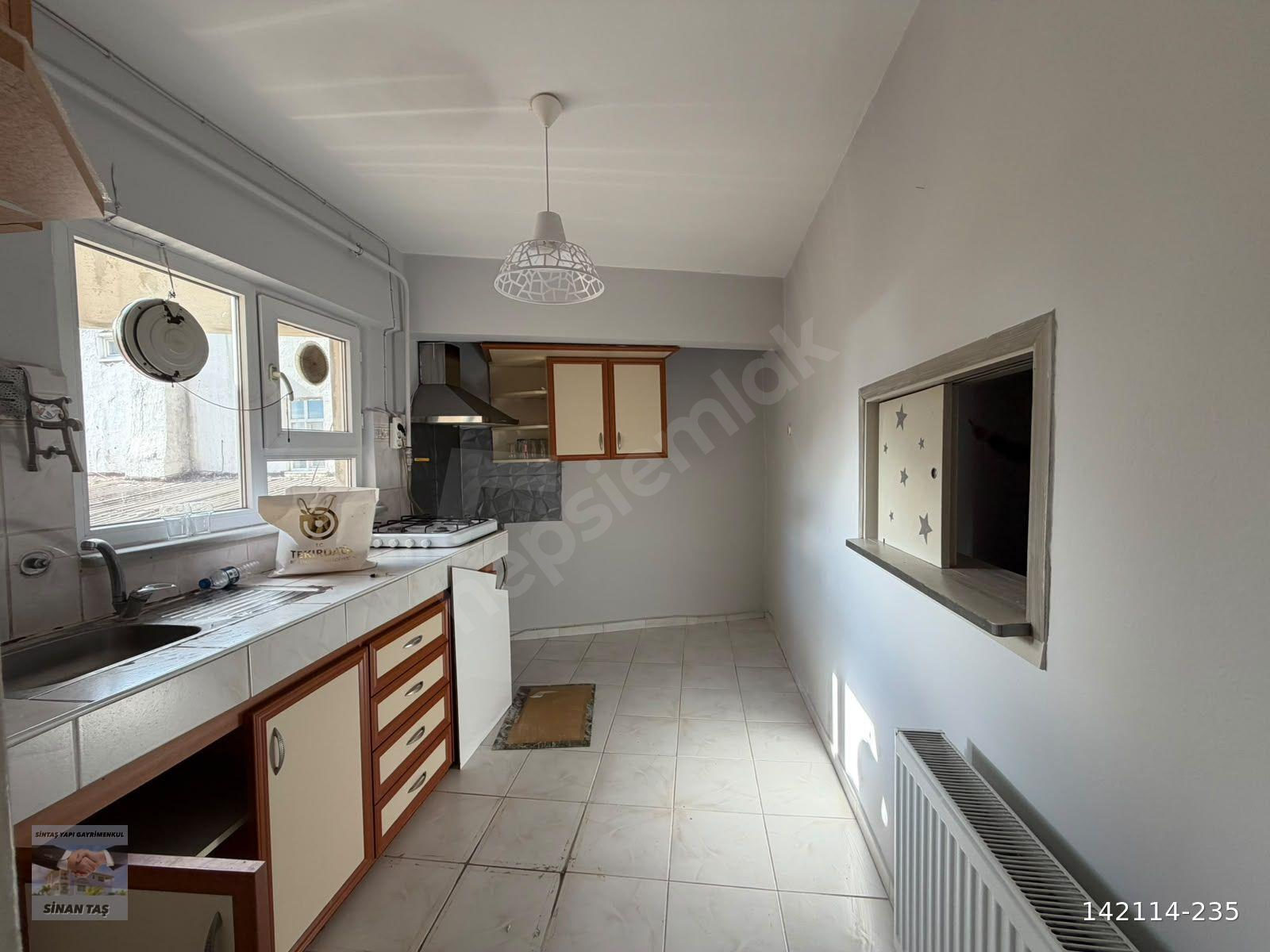 Tekirdağ süleymanpaşa çarşı içi kiralık 2 + 1 daire