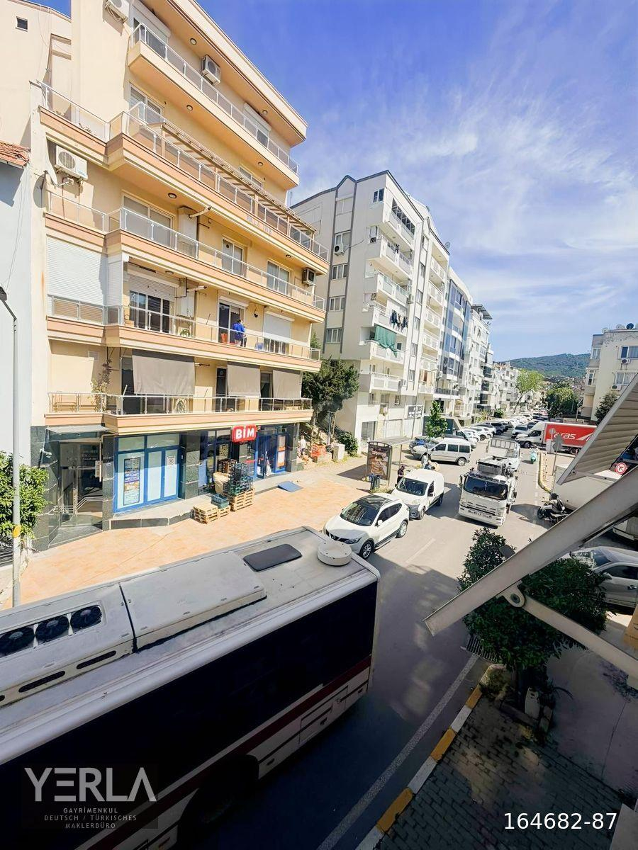 BALÇOVA'da 4+1 ÇİFT CEPHELİ SATILIK DAİRE