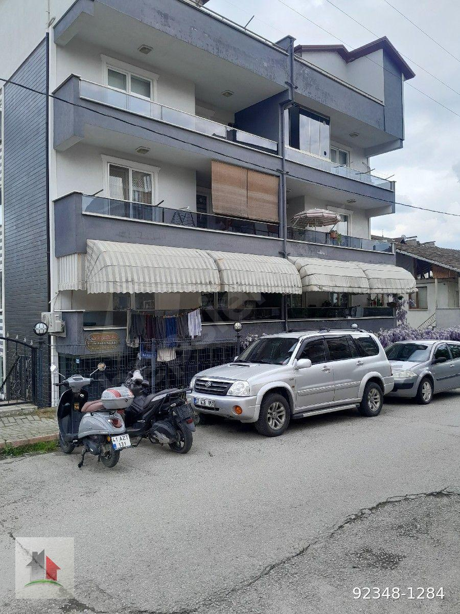 GÖLCÜK/PİYALEPEŞA MAH. ANAYOLA 100 MT. MESAFEDE 3+1 135 M2 ARA KAT DAİRE