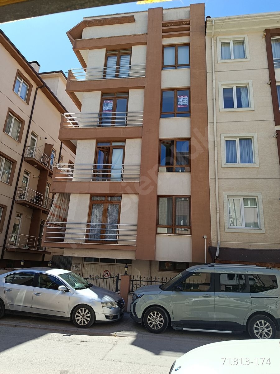 BAHÇELİEVLER MAH.NAMIK KEMAL SOK.1+1 KOMBİLİ DAİRE