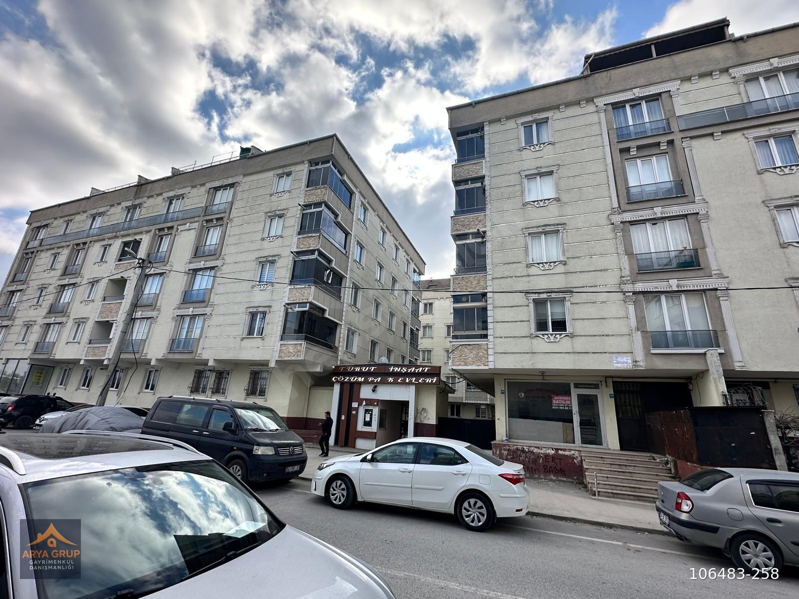 ÇERKEZKÖY MERKEZDE SİTE İÇİNDE 2+1 DAİRE