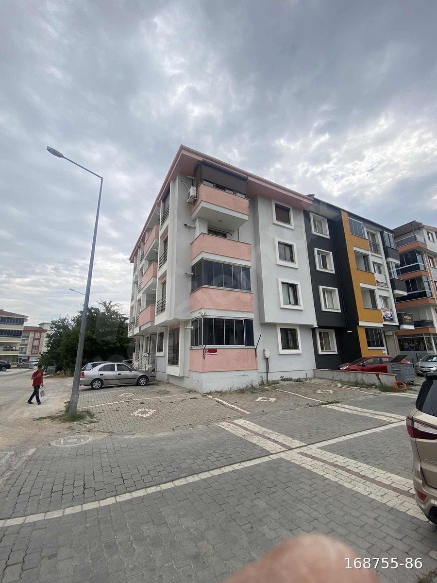 GOP MAH GENİŞ CAM BALKONLU 50m2 EŞYALI KİRALIK 1+1 DAİRE
