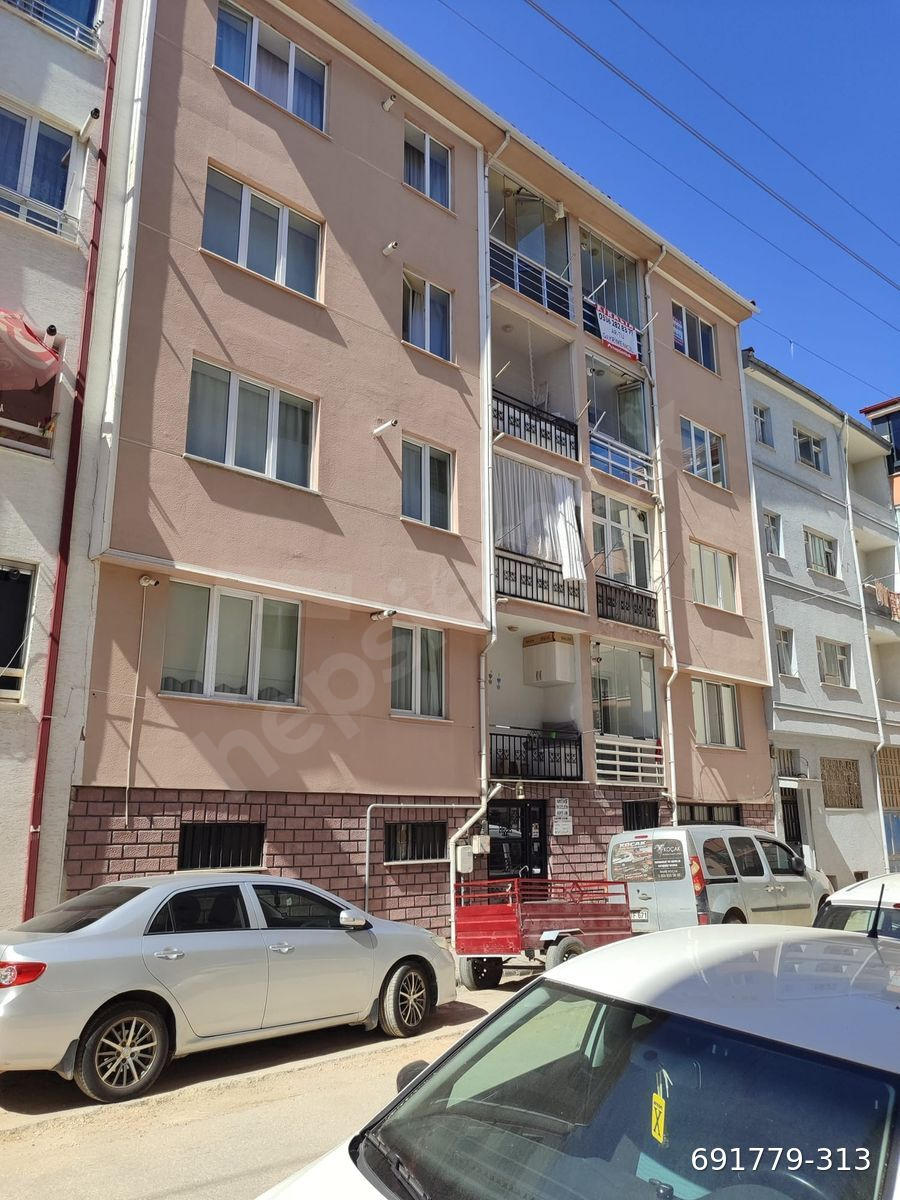 AR-TU EMLAK GAYRİMENKUL'DEN TUNALI MAH.KİRALIK 2+1 DAİRE