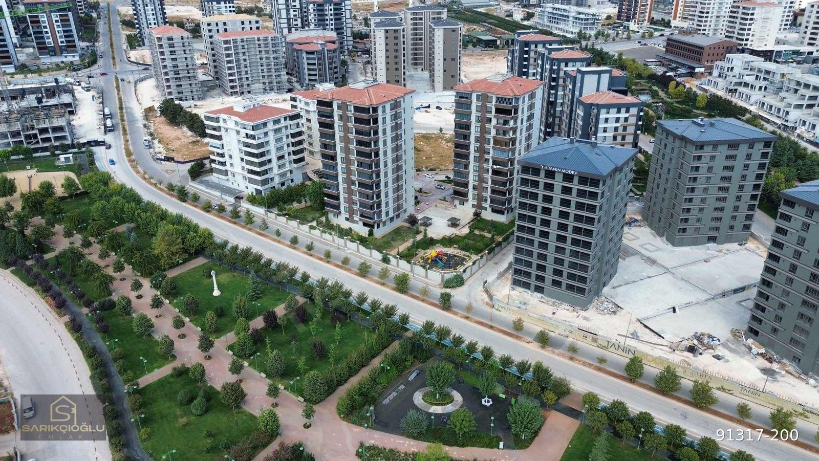 SARIKÇIOĞLUNDAN VADİ PARK KARŞISI 4+1 280M2 KLİMA-PANJUR ARA KAT