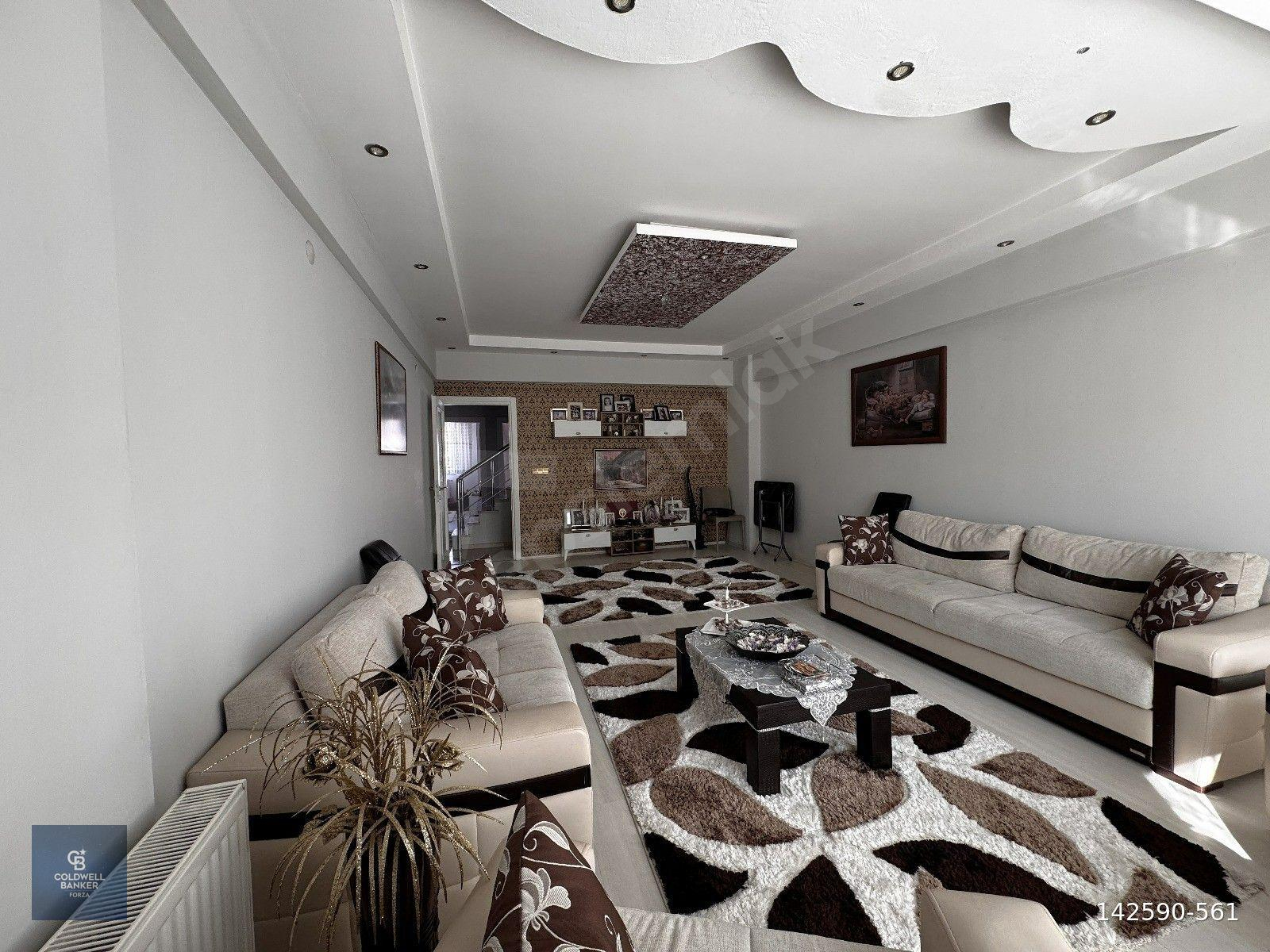 Yeni Kordon'a Yürüme Mesafesinde 4+1 Dubleks Satılık Daire