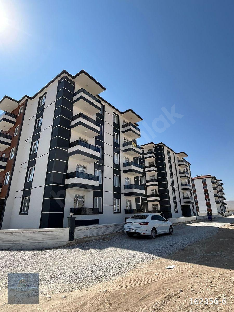 TOROS MAHALLESİ SATILIK 1+1