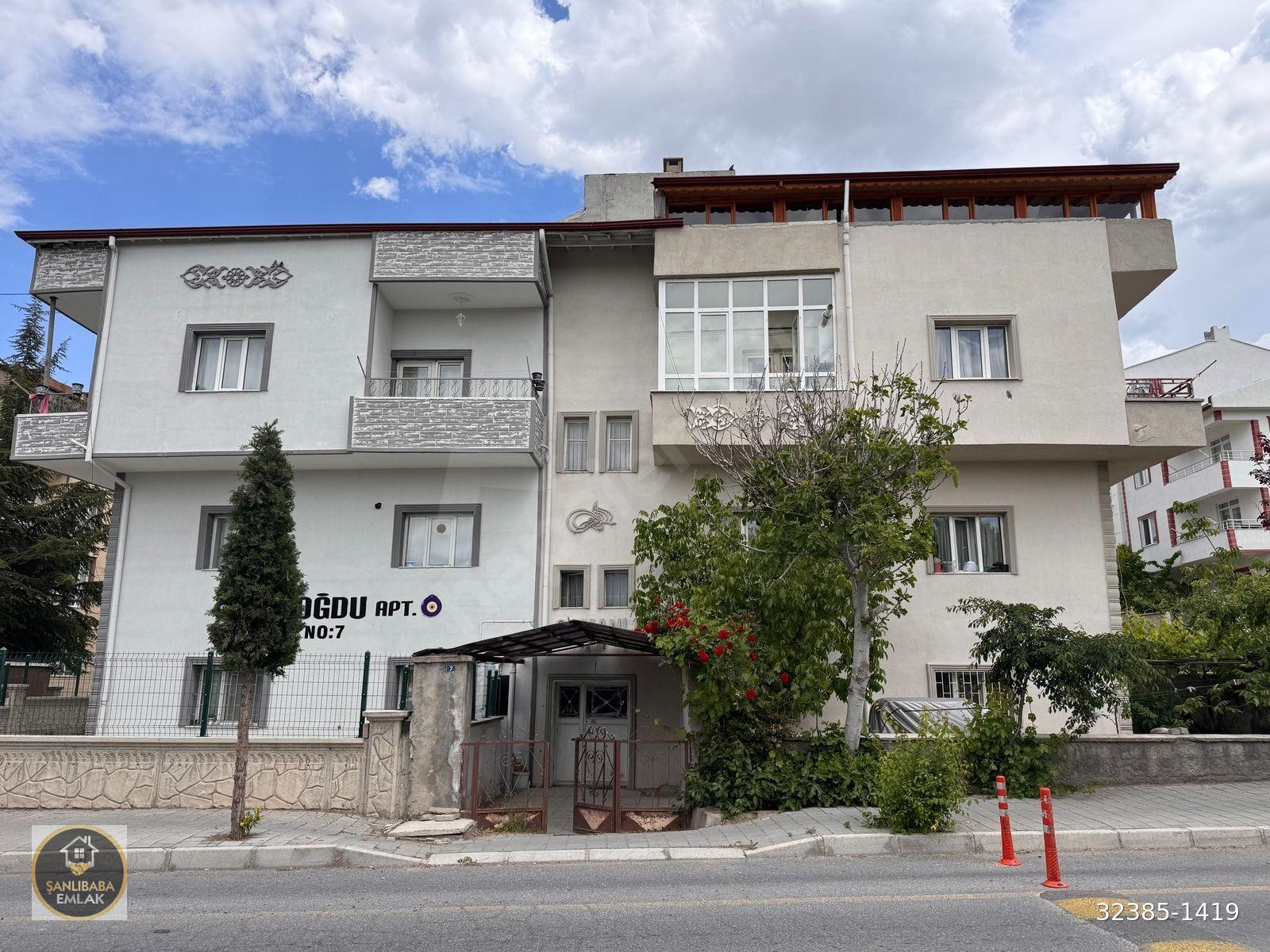 ŞANLIBABA EMLAK'TAN 2000 EVLER MAHALLESİNDE KİRALIK 2+1 DARİE