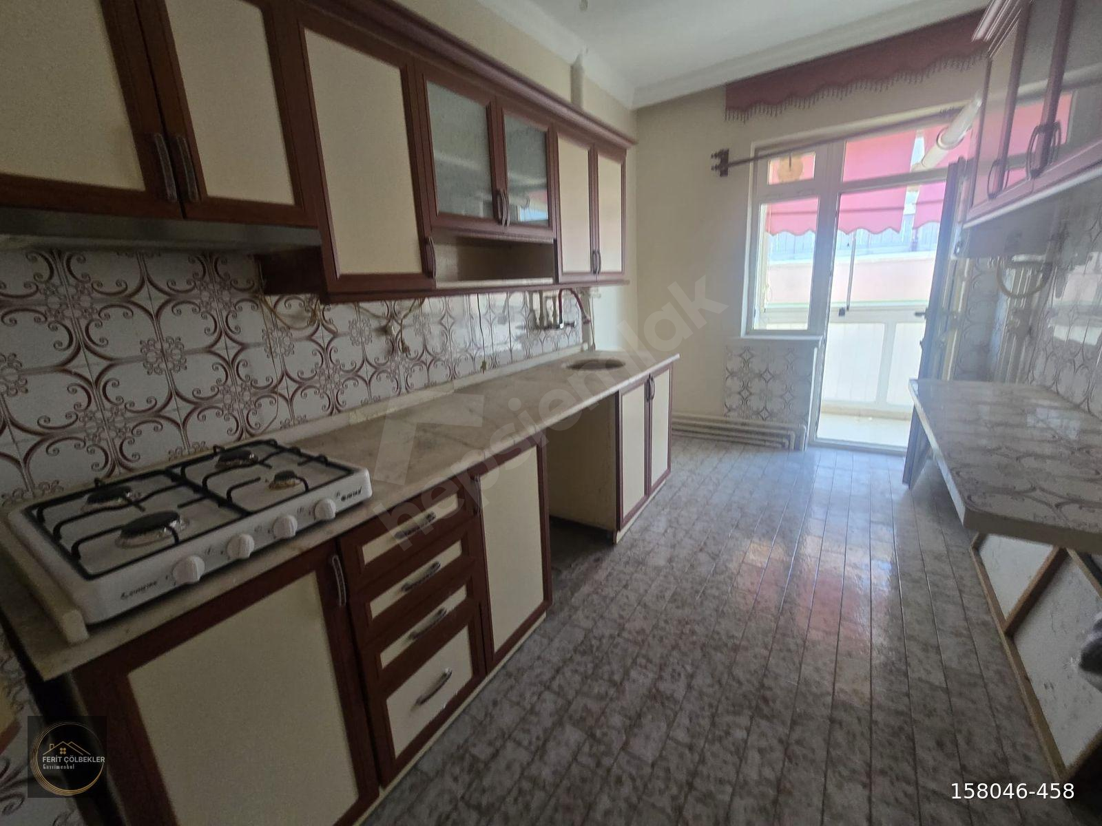 ŞEVKAT MAH'DE CADDE ÜSTÜ KAT'TA MANZARALI KİRALİK 3+1 DAİRE!!