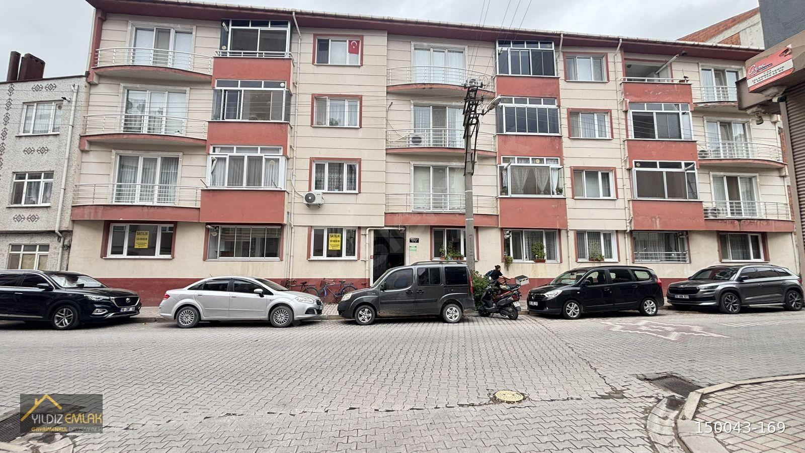 GÜNDOĞDU’DA ANA CADDE ÜZERİ 4+1 | 198 M² | YÜKSEK GİRİŞ | ASANSÖRLÜ