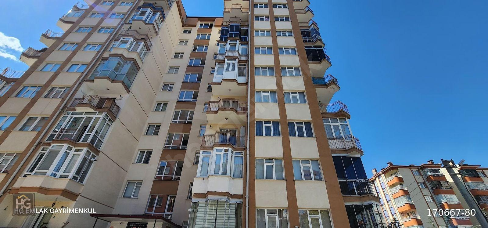 ATAKENT'TE SATILIK 3+1 DAİRE