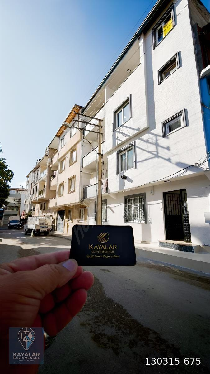 EMEKTE KAYALARDAN ÇOK UYGUN FİYATLI 3+1 TEMİZ DAİRE
