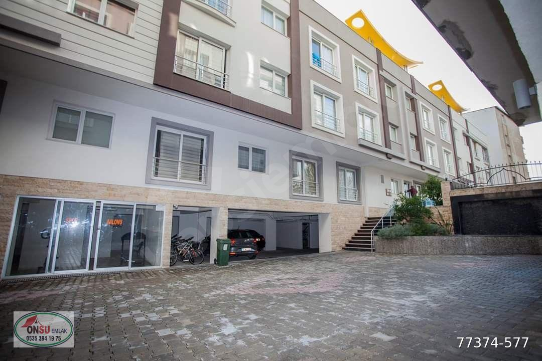 bornova ege kampüs yanı eşyalı kiralık 1+1 daire