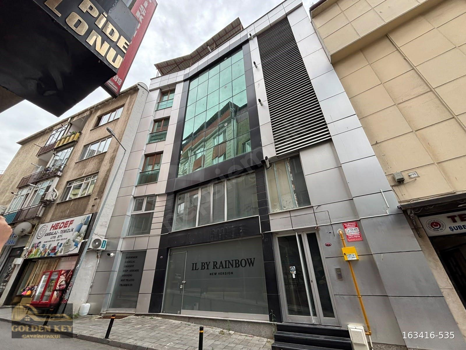 GOLDEN KEY'DEN MERKEZİ LOKASYONDA KİRALIK 1+1 LÜKS DAİRE