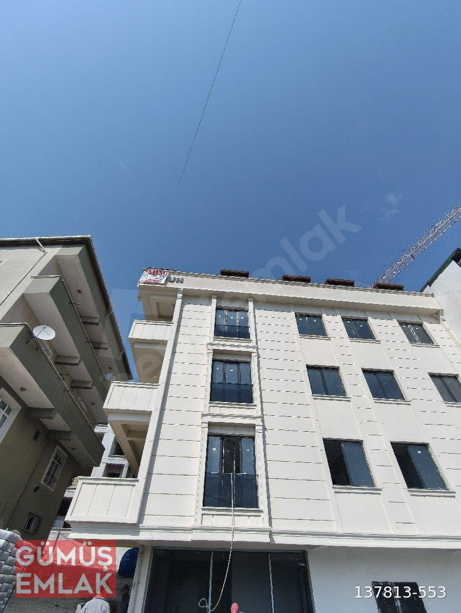 ARNAVUTKÖY TAŞOLUK KİRALIK SIFIR DAİRE 3+1/100 METREKARE BALKONLU