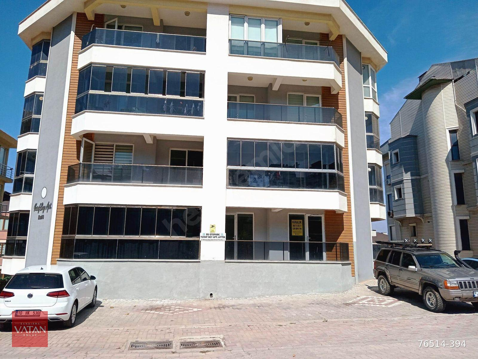 BANDIRMA VATAN EMLAK'TAN HACI YUSUF'TA ASANSÖRLÜ GENİŞ 1+1 DAİRE
