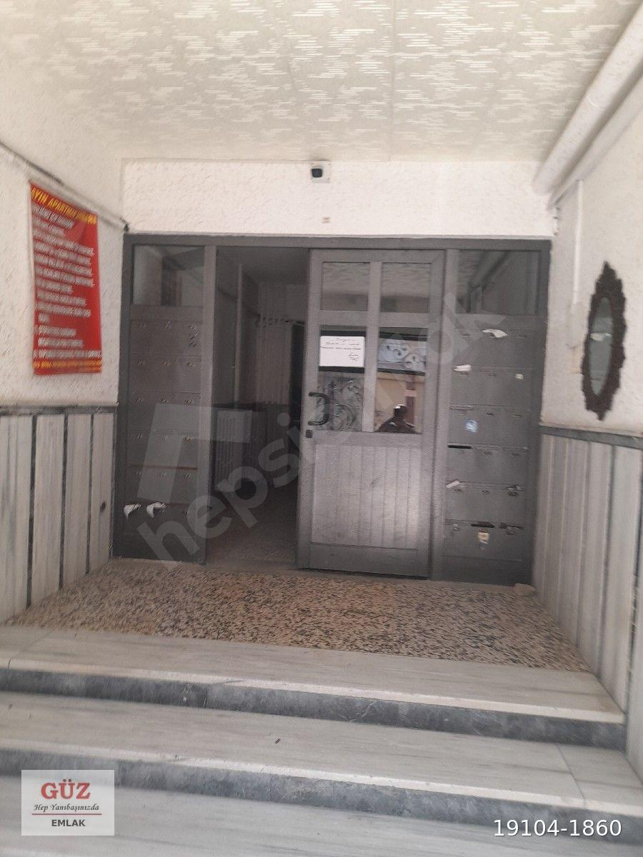 Aşağı Éğlence Melek Sokak 3+1 Bağımsız Satılık Daire