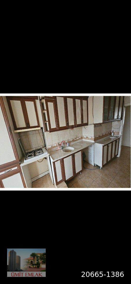 aydinlikevlerde satilik 3+1 bagimsiz salon tek teras kati cevreli ve basgimpanin yaninda