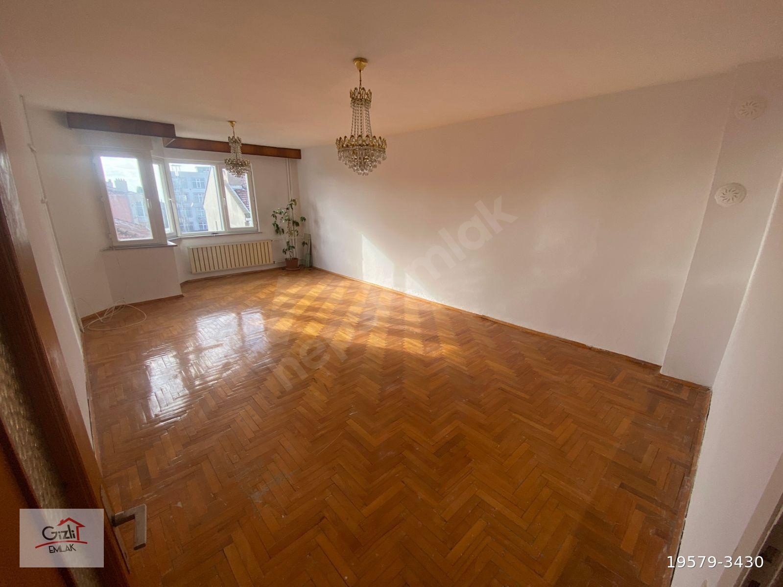 GİZLİ EMLAK'TAN ÇARŞI MERKEZİNDE,KOLORDU CAD.ASANSÖRLÜ,3+1 DAİRE