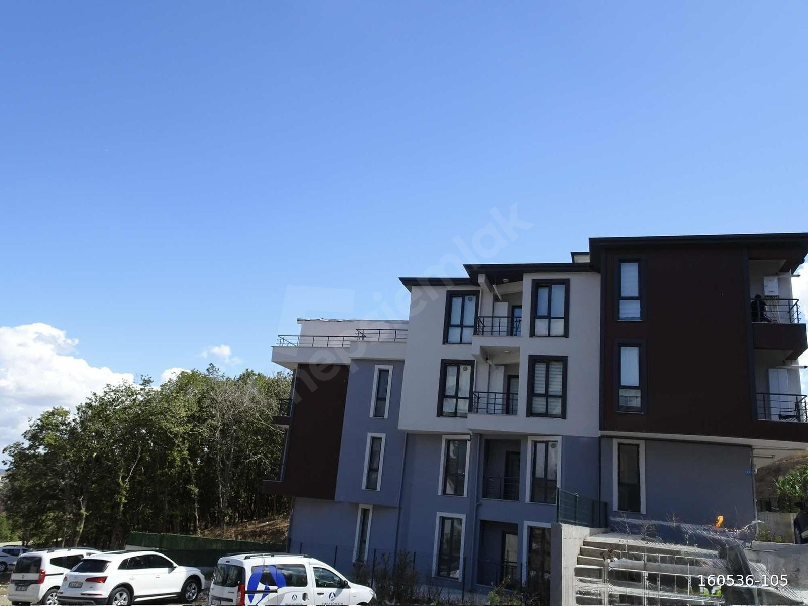 ONAY 'dan ÇERKEZKÖY TEPE DE UYGUN FİYAT BAHÇE KATI 1+1 DAİRE