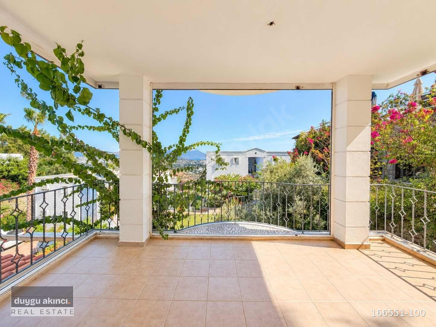 Bodrum Bitez 2+1 Havuzlu Site içerisinde Satılık Daire