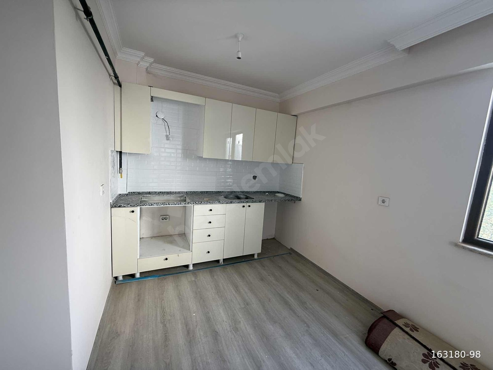 Plaja 400m Düz Ayak Sıfır 1+1