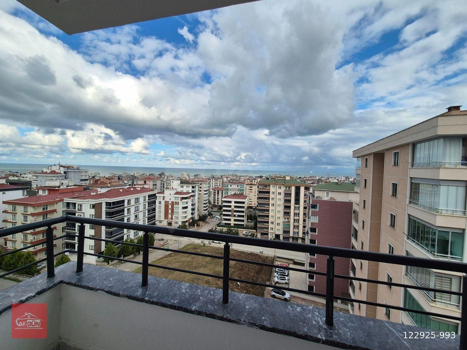 Atakum Yenimahalle'de Deniz Manzaralı 2+1 Daire