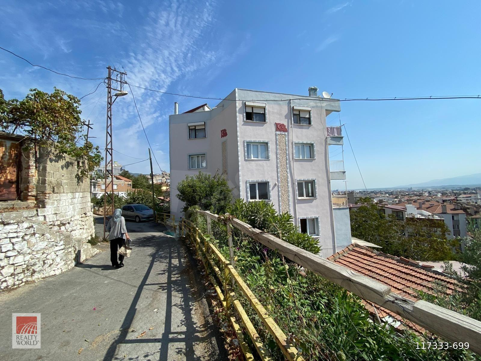Söke Konak Mahallesi'nde Şehir ve Doğa Manzaralı Ferah 2+1 Daire