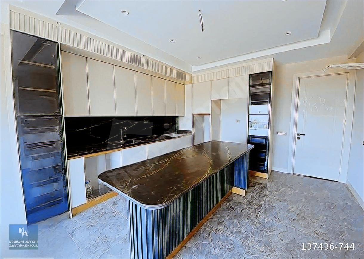 ERGÜN AYDIN'DAN Ferhatlar Yanı 3,5+1 210m2 Yeşil Alan Cepheli