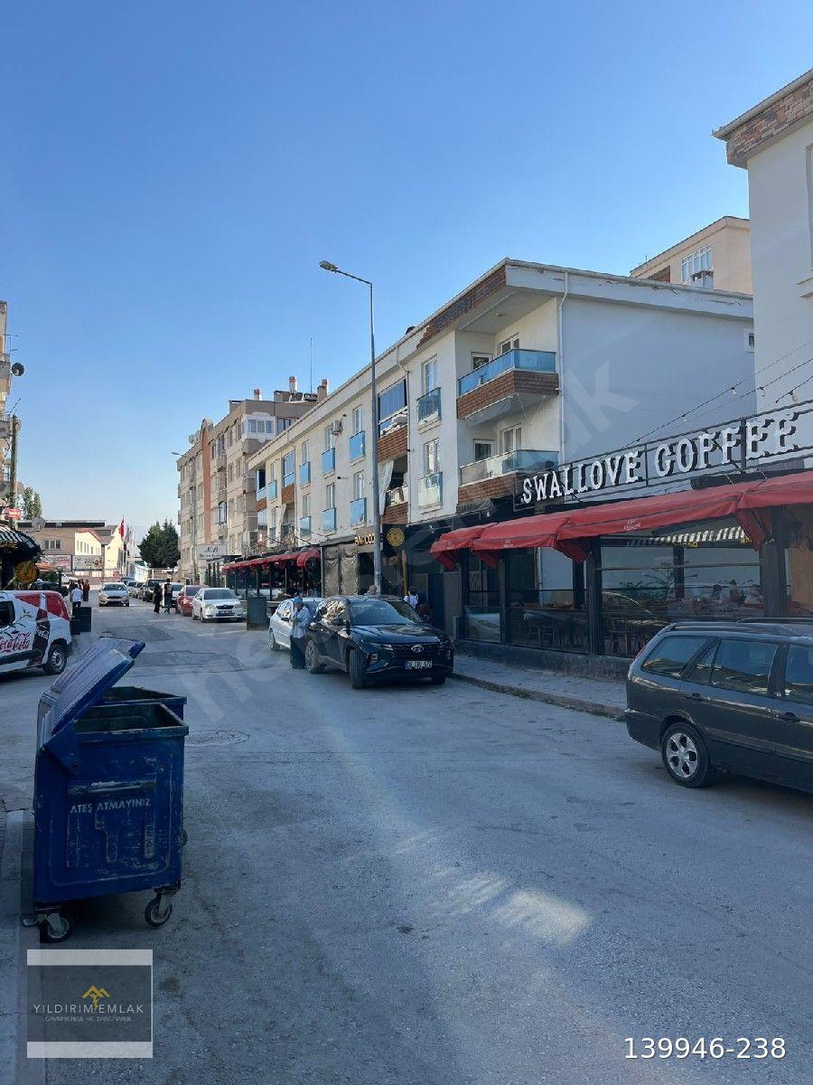 Şehir Merkezinin Kalbinde Geniş ve Kullanışlı Satılık 3+1 Daire
