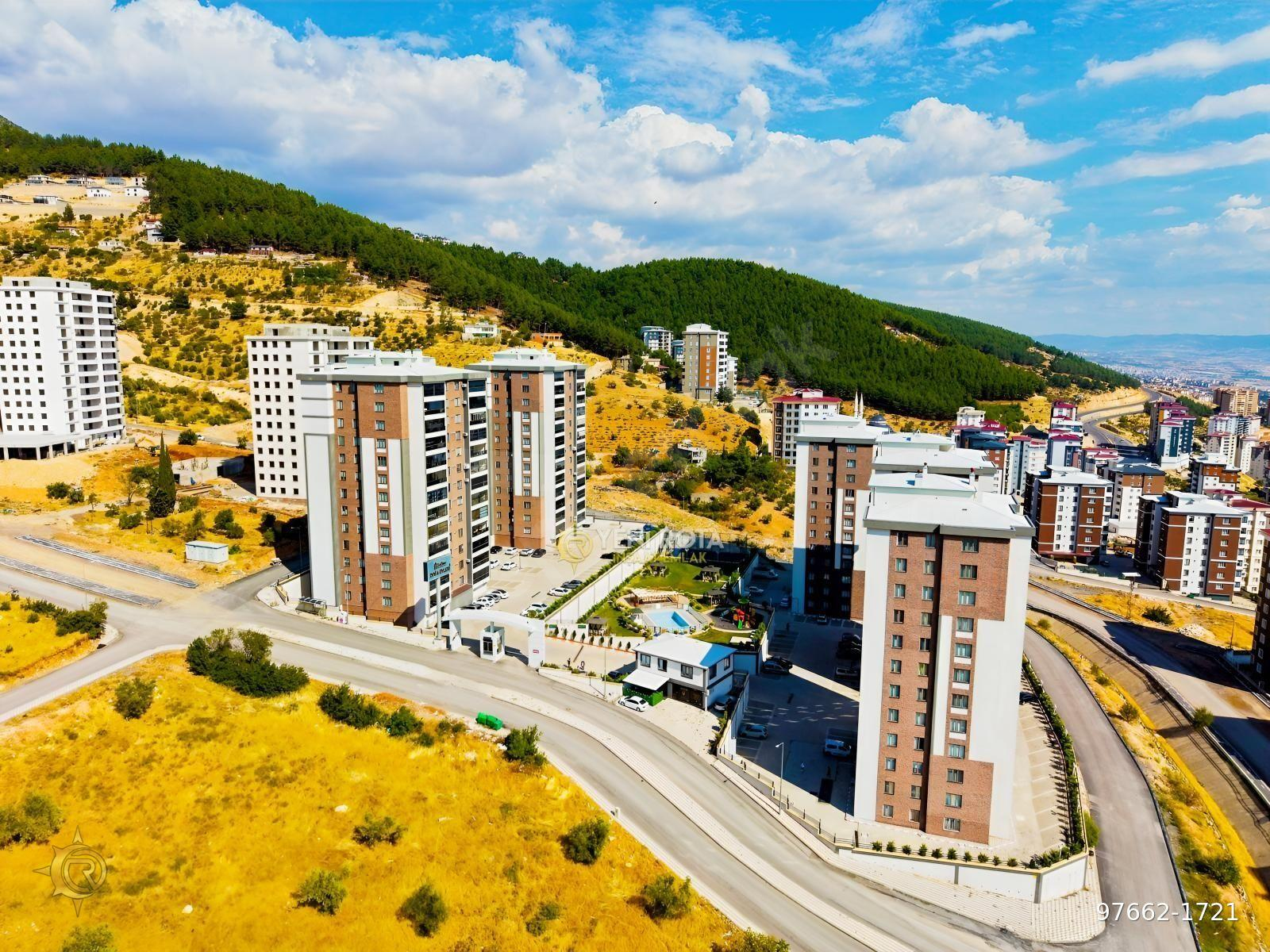 YENİ ROTADAN DOĞA EVLERİNDE 5+1 İÇİ YAPILI SATILIK DAİRE