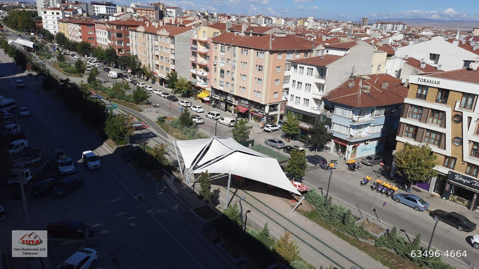 CUMHURİYE MH.HAT BOYU ÜZERİ 130 m² BAKIMLI SATILIK 3+1 DAİRE