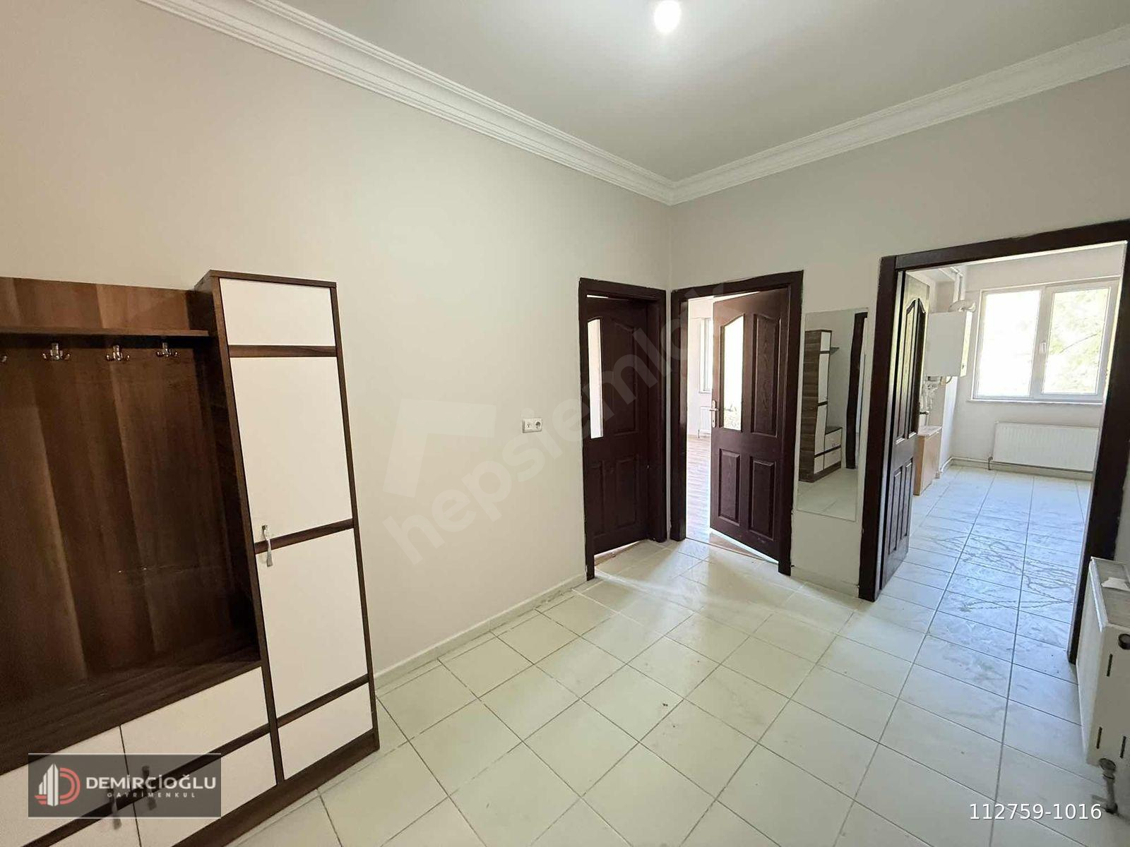 TRAMVAY GÜZERGAHINDA 3+1 KOMBİLİ KİRALIK DAİRE
