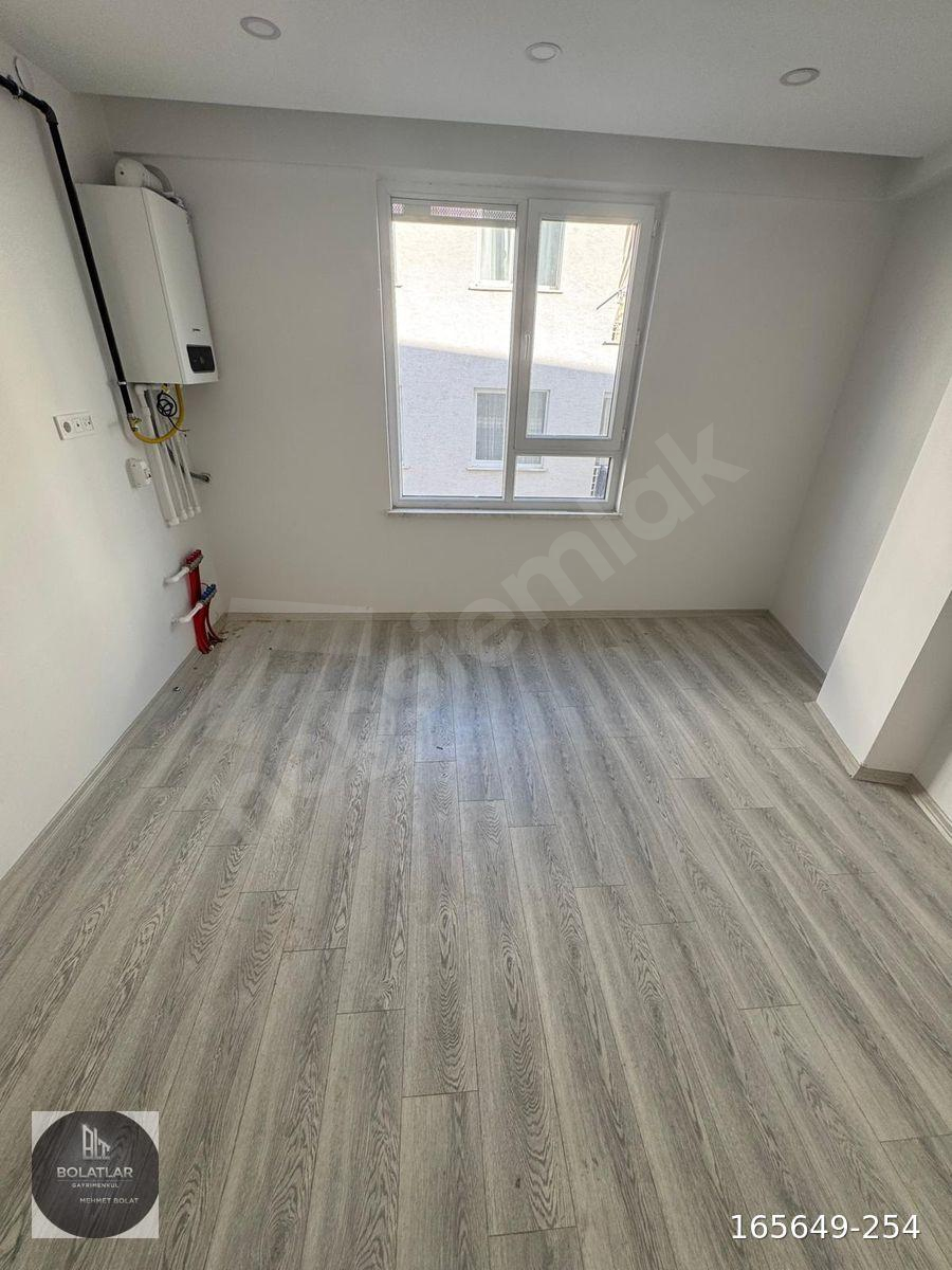 ÇAMLICA MAHALLESİ MÜKEMMEL KONUM İSKANLI KİRALIK 2+0 DAİRE BZ-35