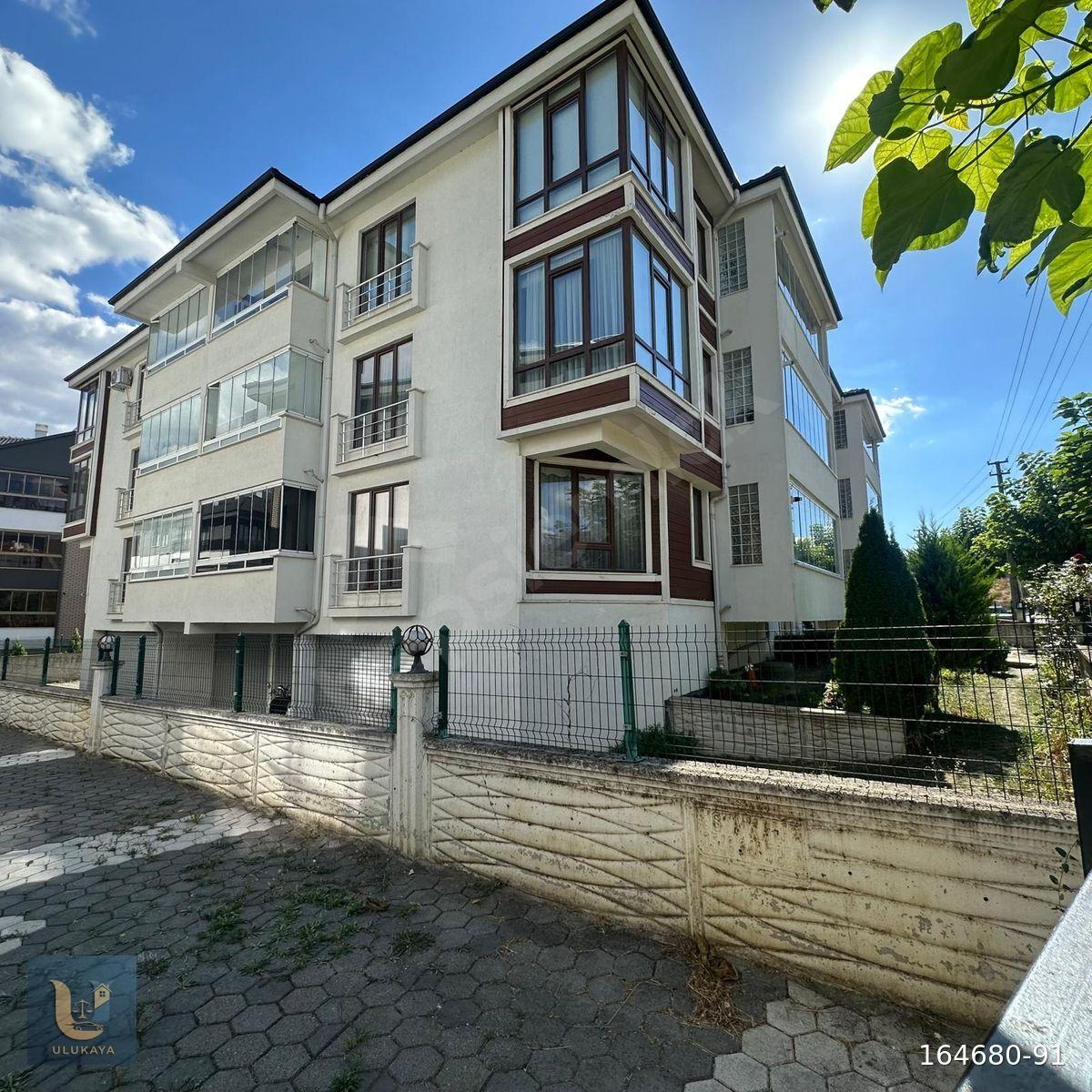 KILIÇARSLAN'DA BİREYSEL GARAJLI, EBEVEYN BANYOLU LÜKS DAİRE