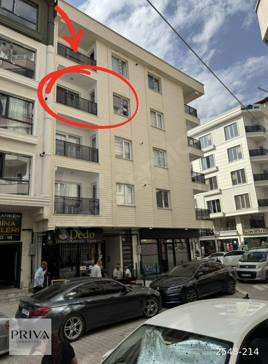 Van Şerefiyede Çarşıya 5 Dakika, Merkezi Konumda Sıfır 1+1