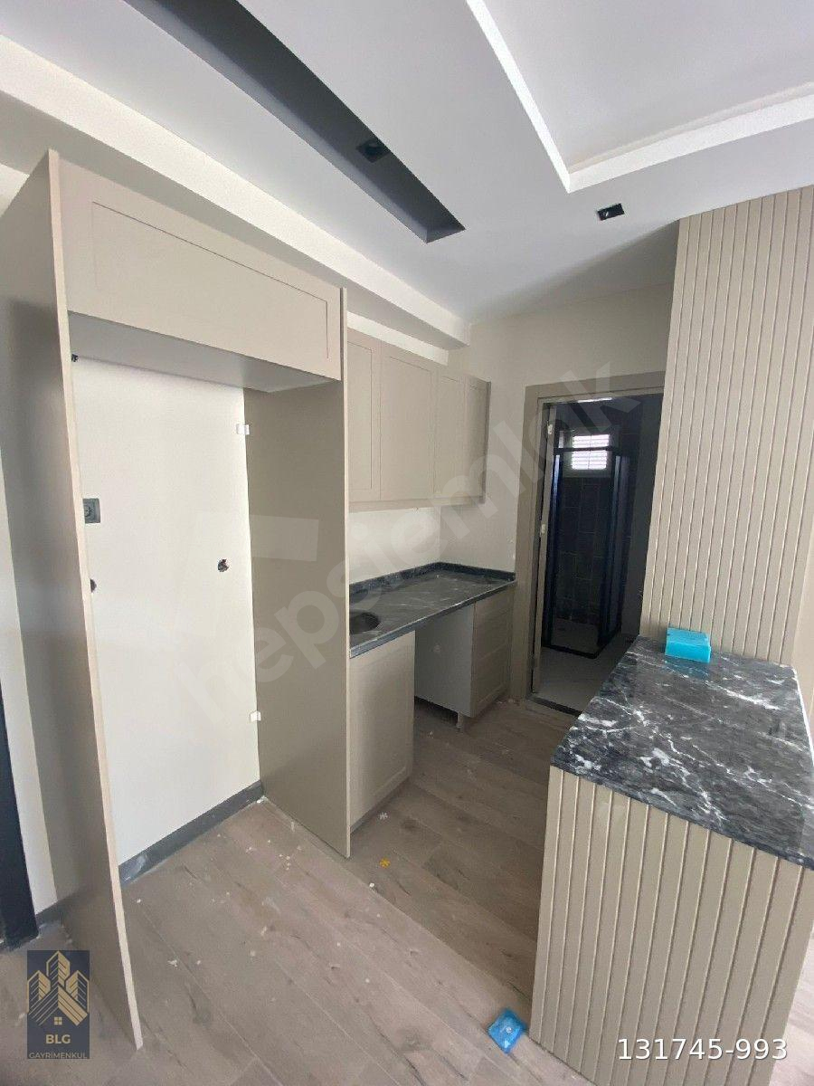 ÇUKUROVA FIRIN YAKINI KONSEPT BİNADA 1+1 MODERN YAPILI KÖŞE KONUMDA CAZİP DAİRE