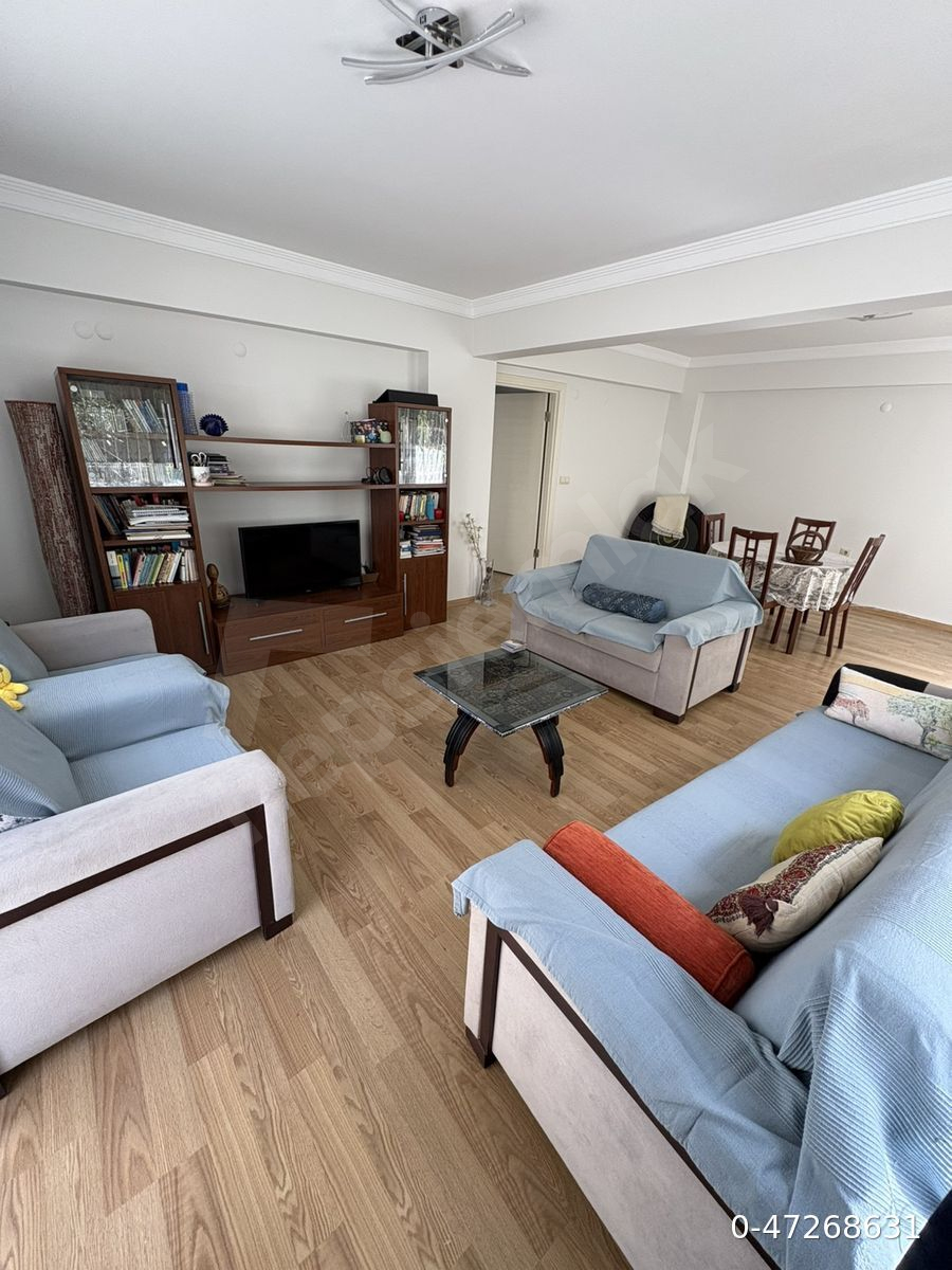 Balçova Eğitim'de Geniş 150m² Daire. Özel Bahçeli & Tam Eşyalı