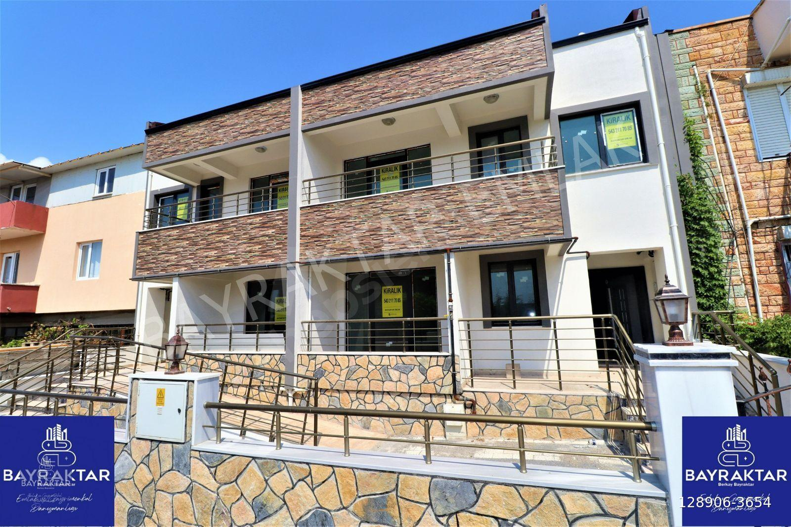 Bandırma Villa'lar Bölgesinde Kiralık Müstakil Bahçeli 3+1 Çift Cephe Villa Bayraktar Emlak'tan